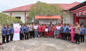 Kunjungan Bhayangkari Ke SLB di Talaud